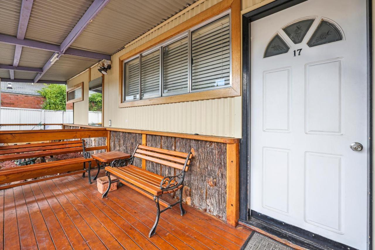 Tamworth Lodge Motel Esterno foto