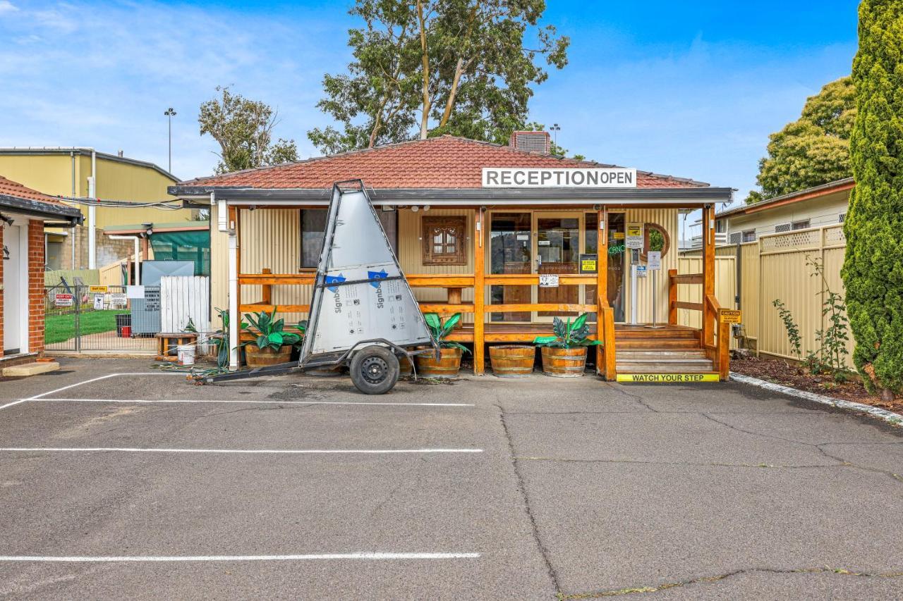 Tamworth Lodge Motel Esterno foto