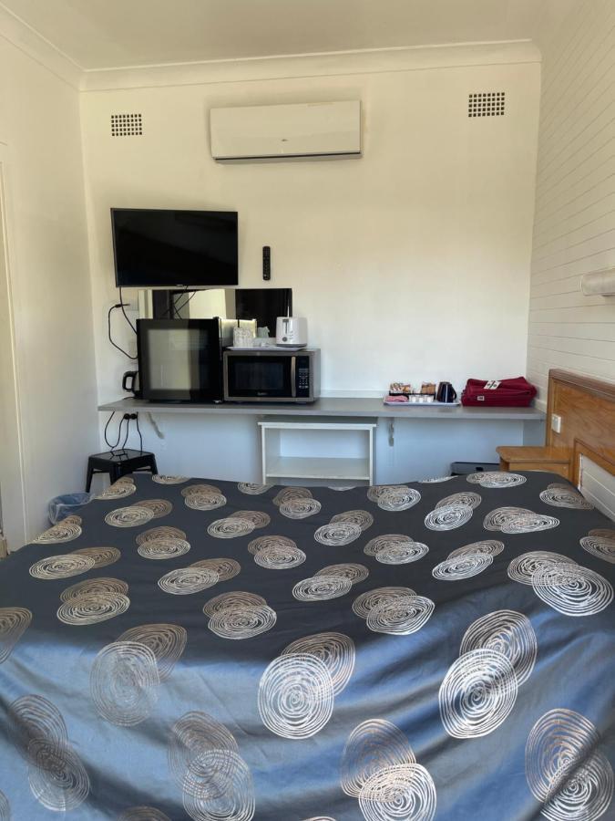 Tamworth Lodge Motel Esterno foto