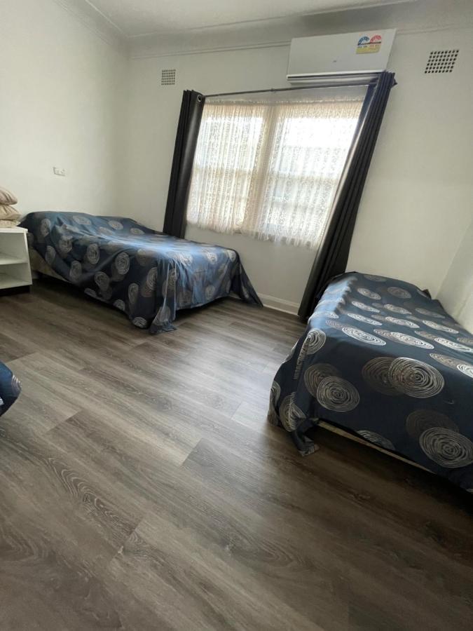 Tamworth Lodge Motel Esterno foto